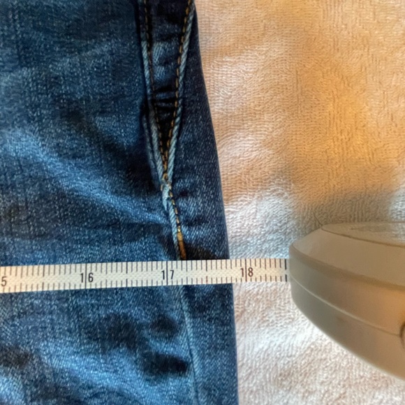 Chico’s size 1.5 stretch skinny jeans in medium wash - Picture 7 of 10